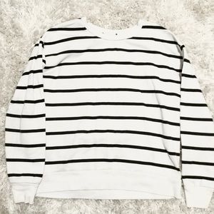 Black & white stripped sweater